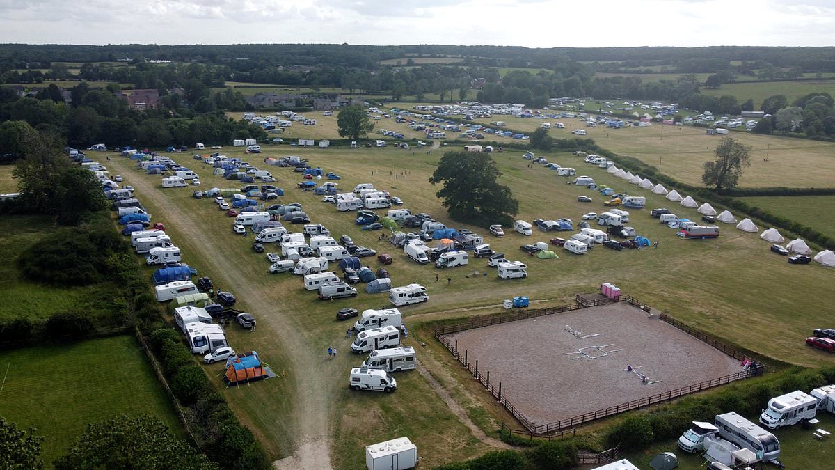 Residents of Little London Vent Frustration Over Silverstone Grand Prix Turning into Noisy Music Festival, Criticize Organizers for Parking Chaos and Sleepless Nights