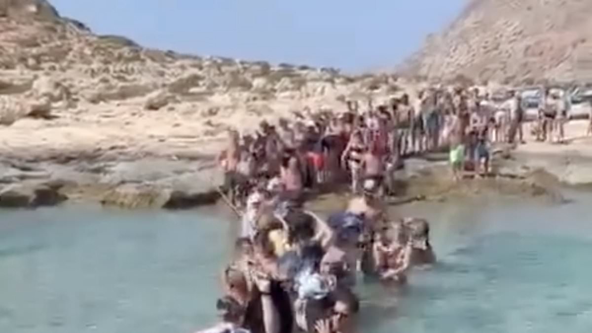 Terrified Tourists Forced to Wade Through Deep Waters to Reach Balos Beach in Crete After Floating Platform Ban