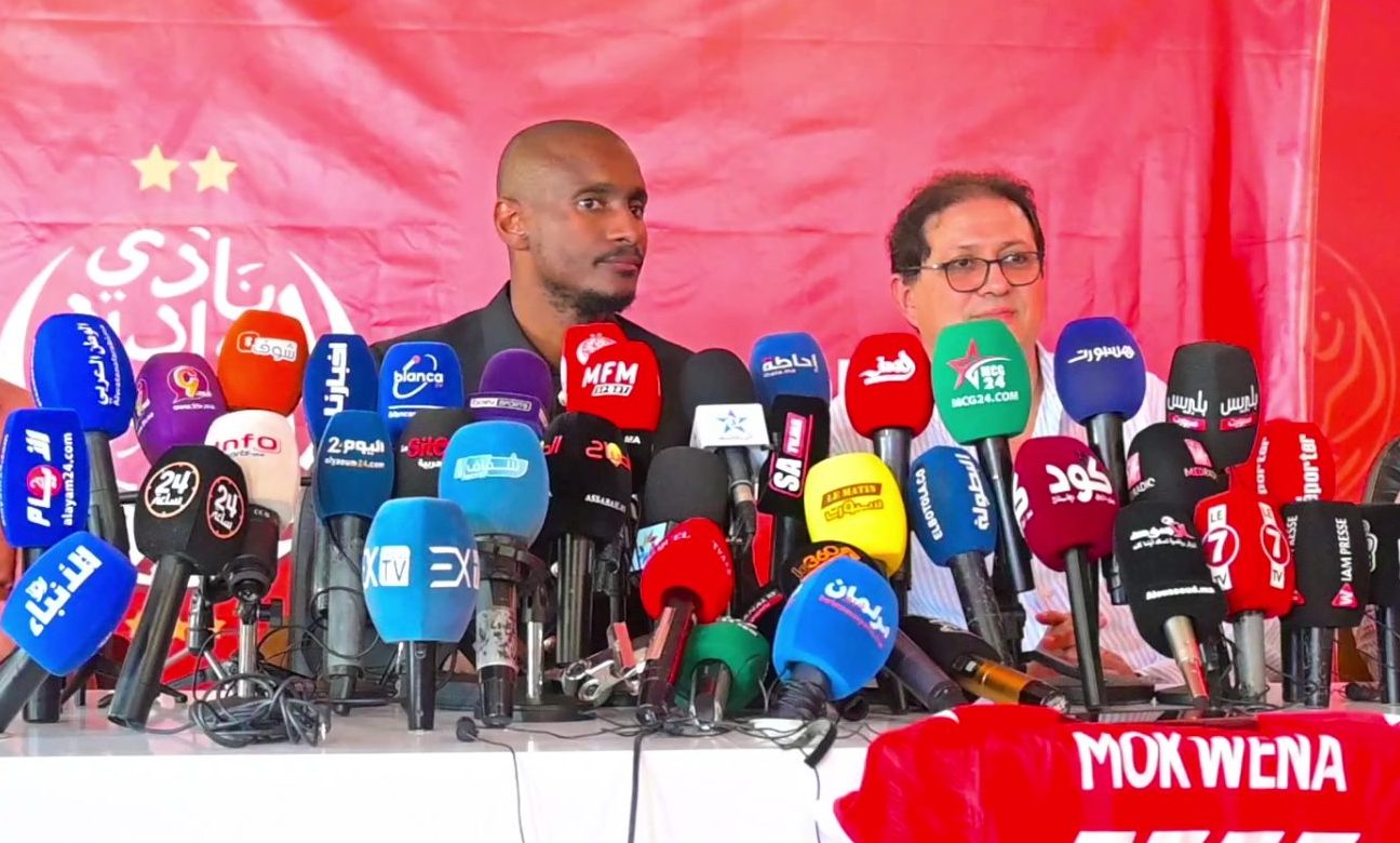 Rulani Mokwena Takes on Leadership of Wydad Casablanca Despite Internal Strife and Financial Challenges in Moroccan Football