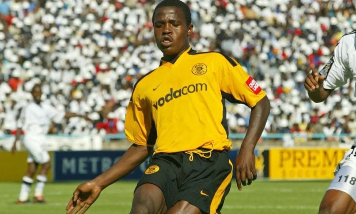 Defender Lincoln Zvasiya Shares How Tinashe Nengomasha Helped Zimbabwean Players Settle at Kaizer Chiefs in South Africa