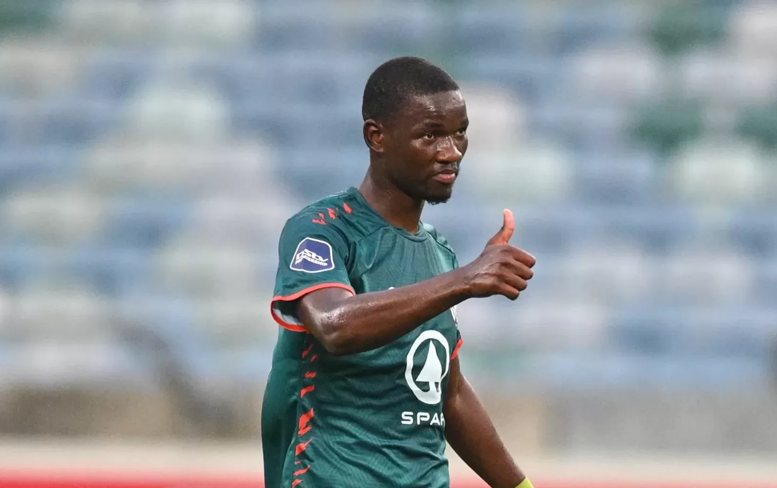 Former AmaZulu Defender Veluyeke Zulu Earns High Praise for Defensive Skills from Coach Romain Folz in South African Football Scene